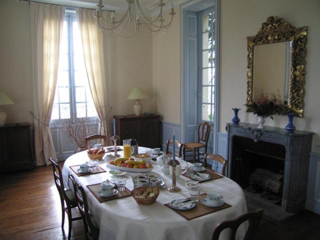 Chambres D'Hotes Le Chateau De La Plante Thure Bagian luar foto